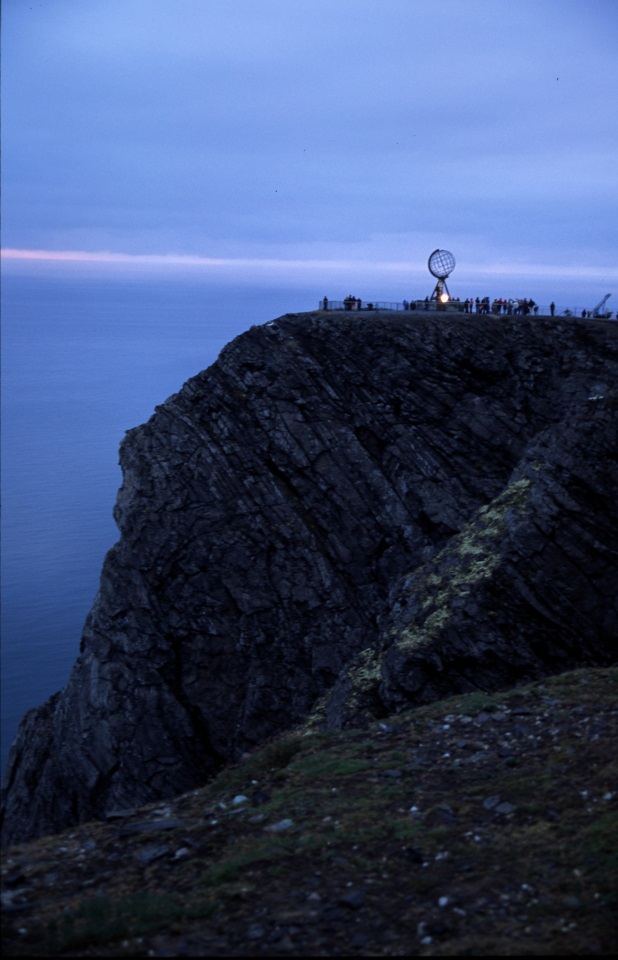 Nordkap Monument aus der Ferne