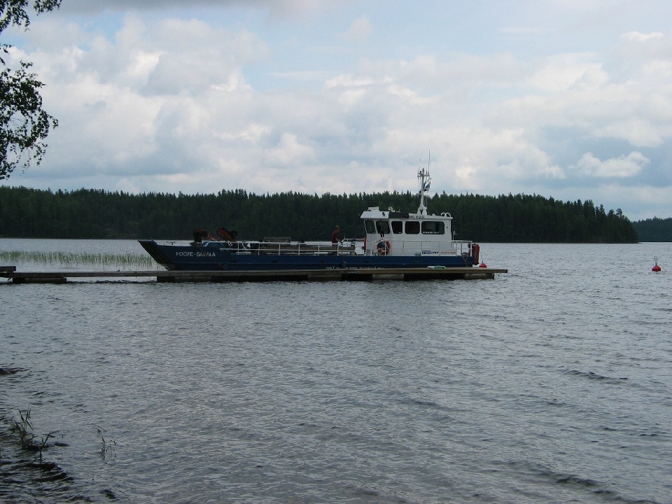 Robbe Saima: Wartungsboot für die Anlegestellen